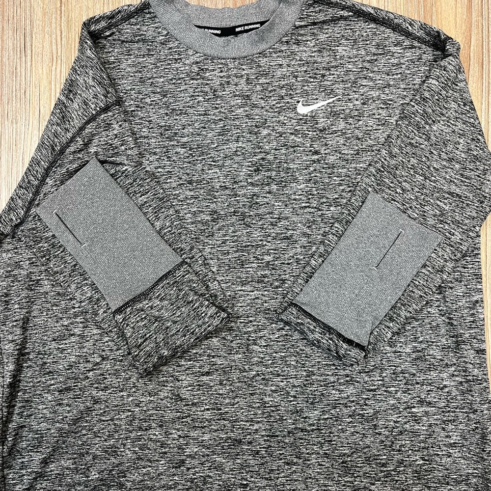 Nike running long sleeve top